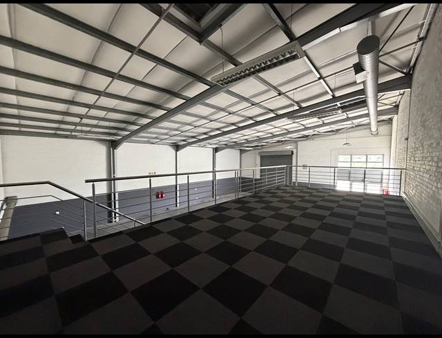 316M² WAREHOUSE TO LET IN BRACKENFELL INDUSTRIAL